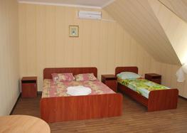 Снять номер частной гостиницы “Чайка” в Николаевке, Крым